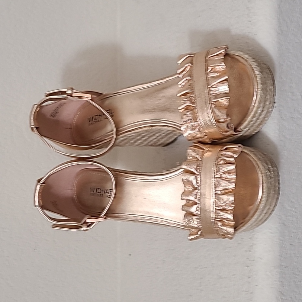 Michael Kors Belle Rose Gold Metallic Wedges. Size 7